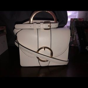 F21 Crossbag